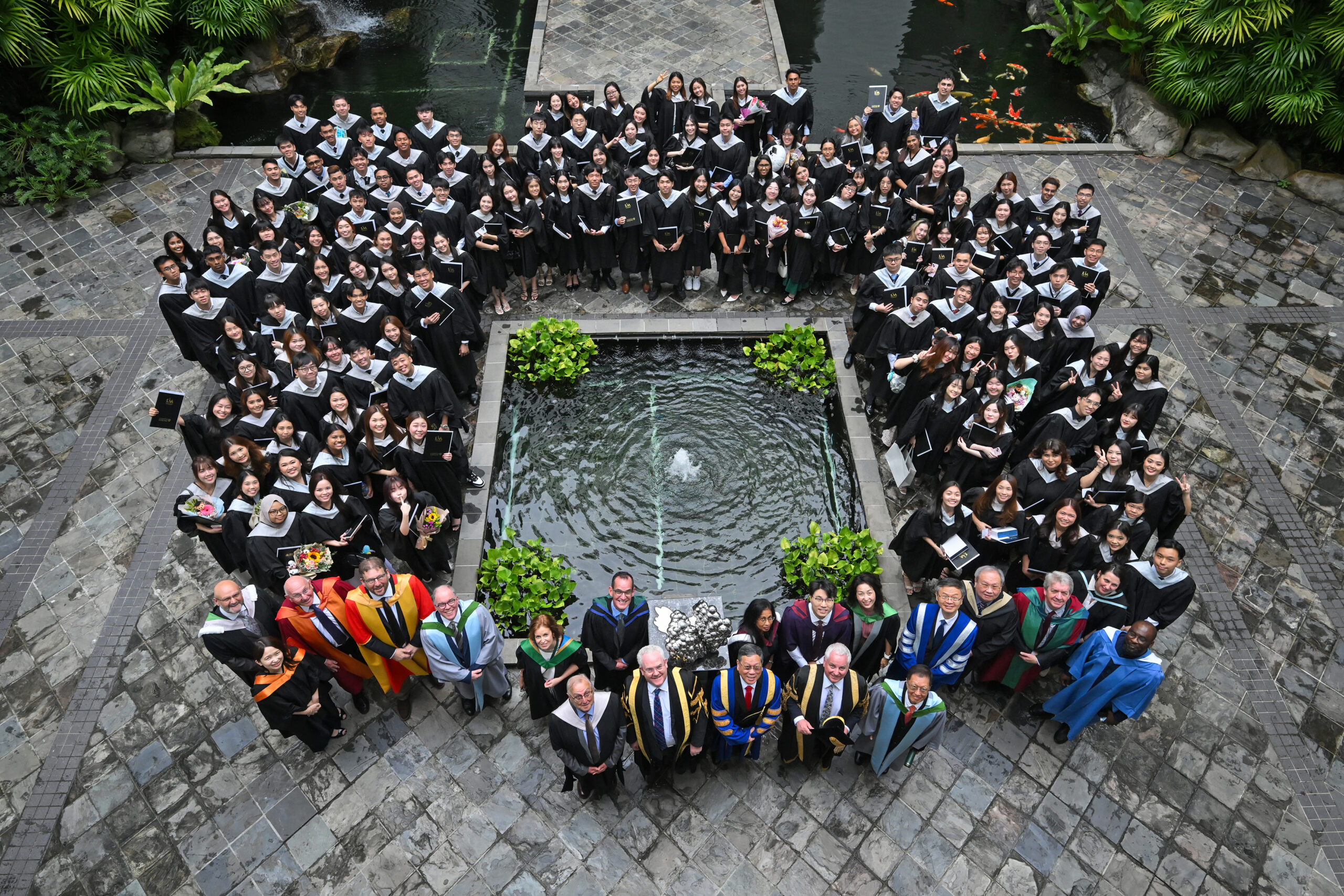 SIM-University of Stirling Class of 2024 Graduates photo